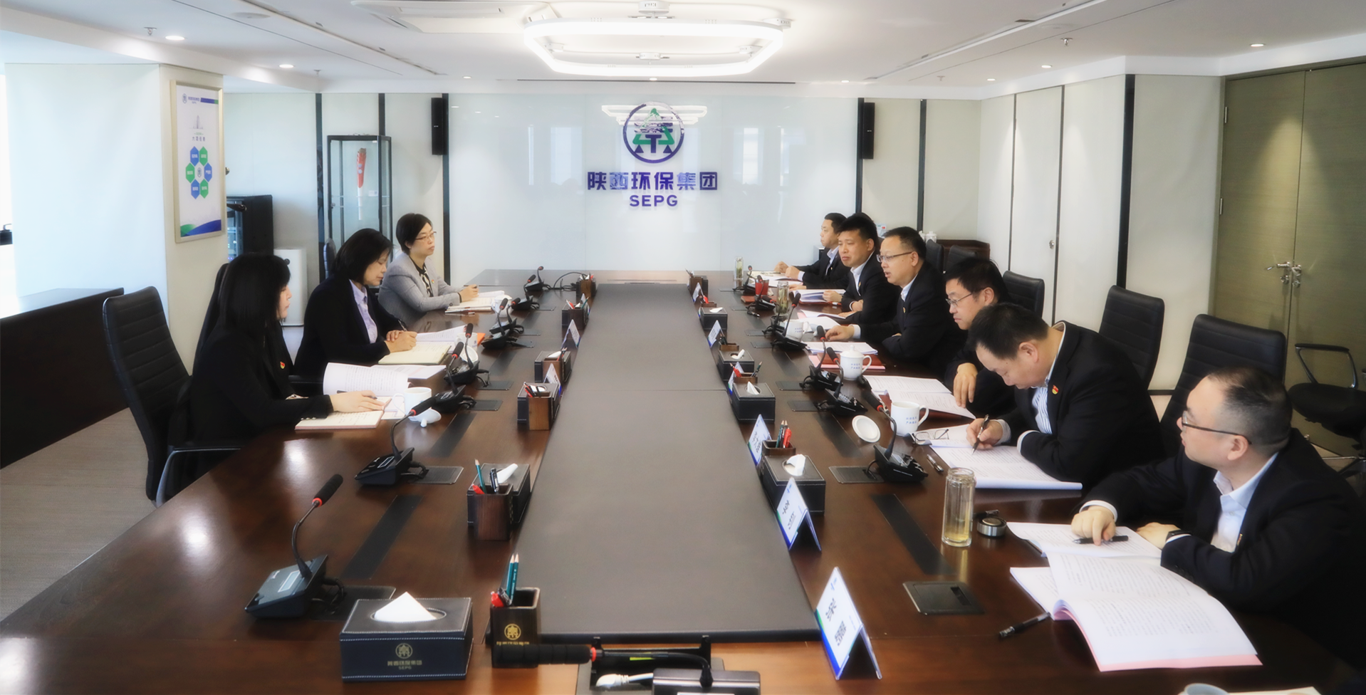 陕西J9集团集团召开2024年度辅导班子民主生涯会暨巡视整改专题民主生涯会